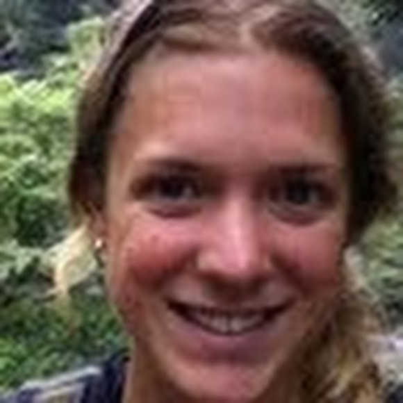 Meet your Posher, Sarah - Picture 2 of 2